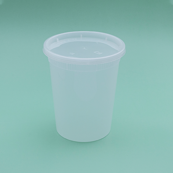 Microwavable Plastic Deli Container and Lid Combo Pack - 32 oz. - 240/Case